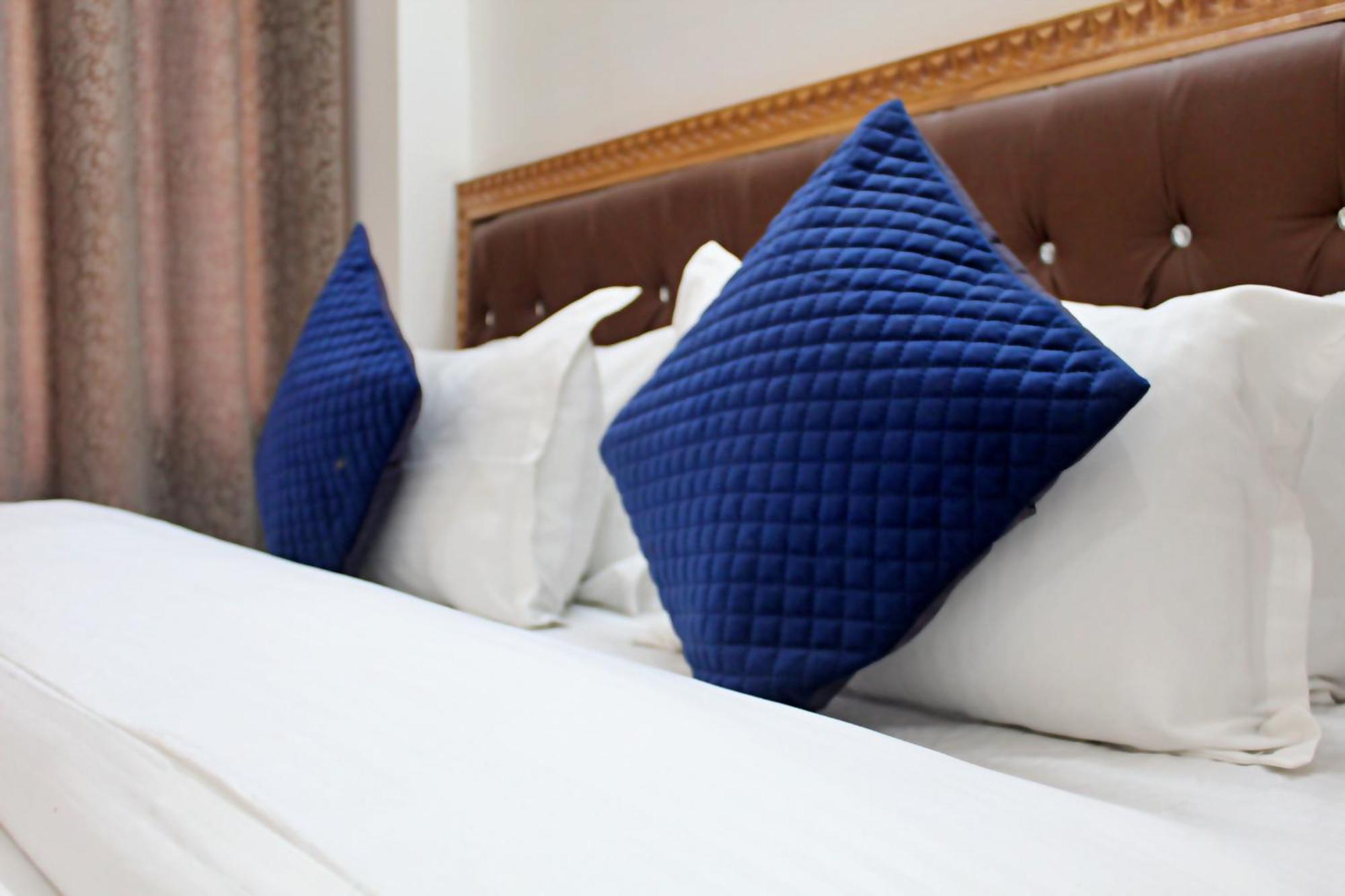 The Richie Royal Inn Manāli Екстериор снимка