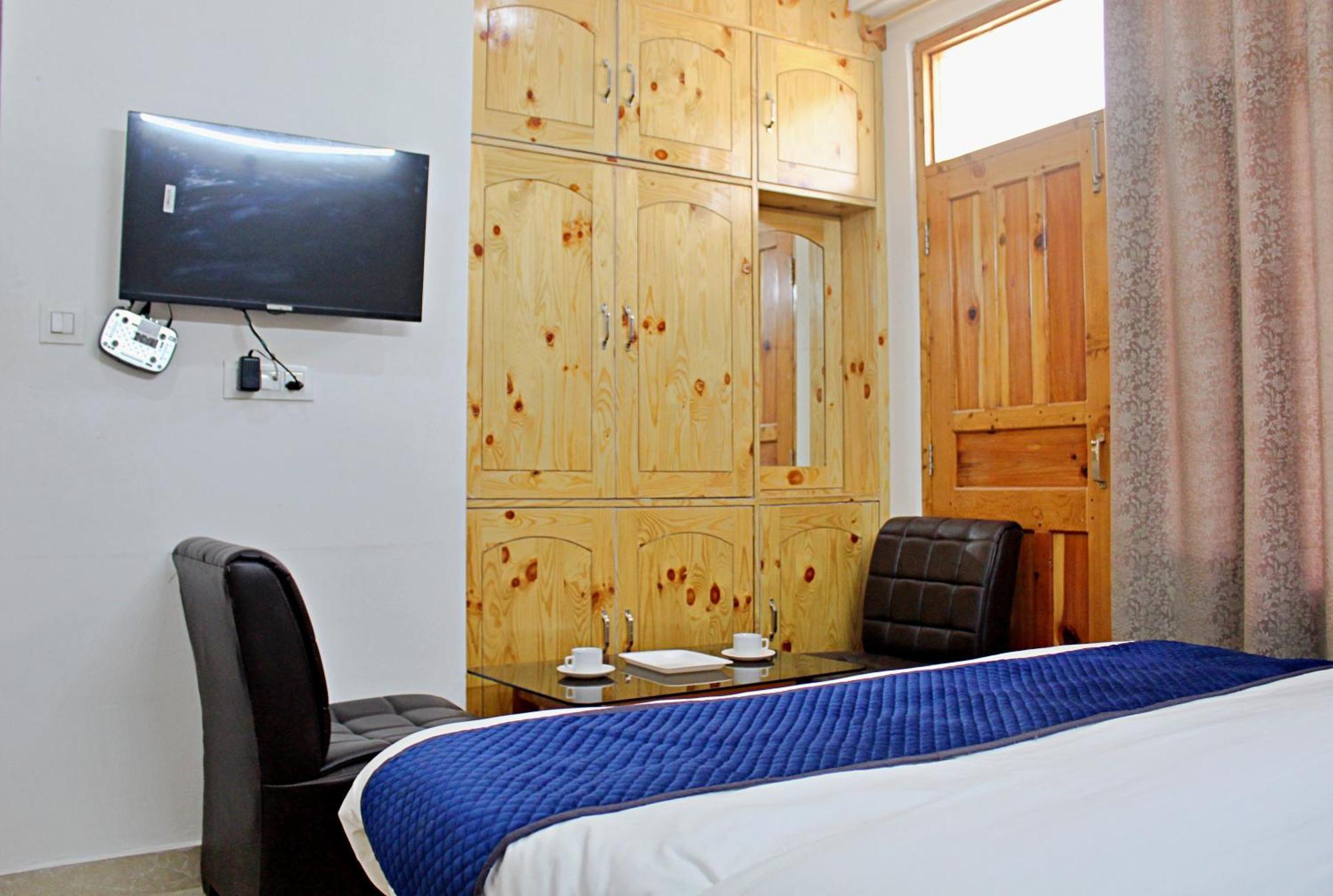 The Richie Royal Inn Manāli Екстериор снимка