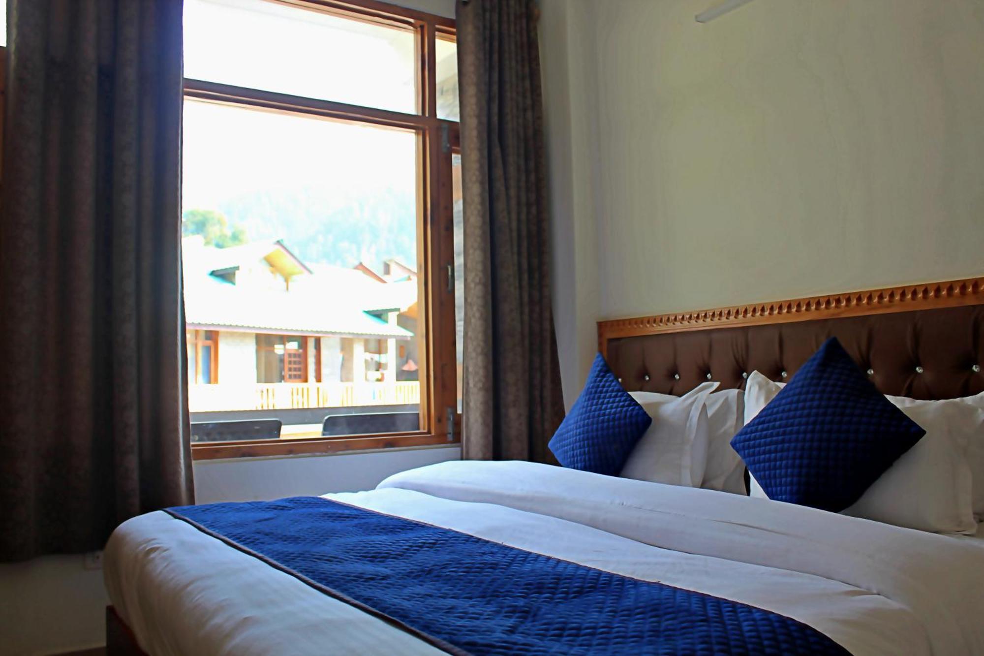 The Richie Royal Inn Manāli Екстериор снимка